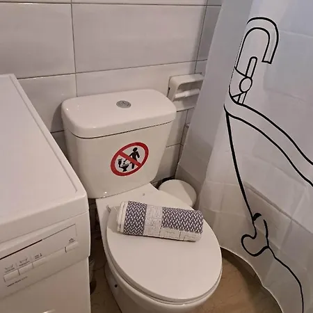 Апартаменты Mary's Center F *